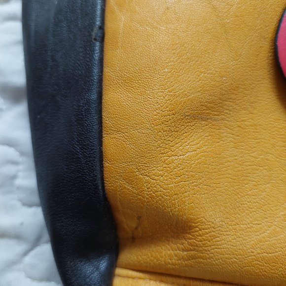 Mustard yellow handbag with orchid detail. - Picture 7 of 9